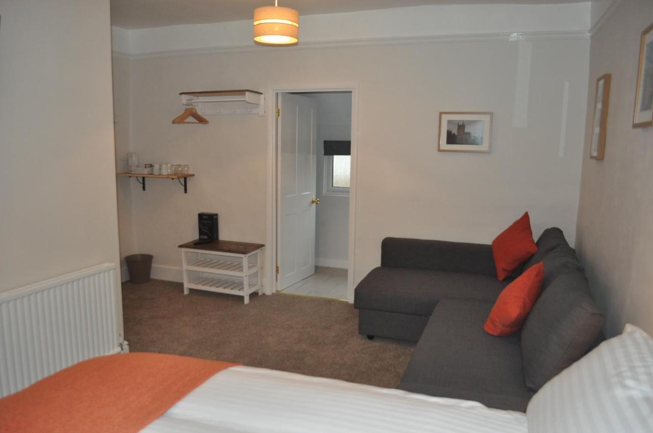 Woodlands 159 Bed & Breakfast Першор Екстериор снимка